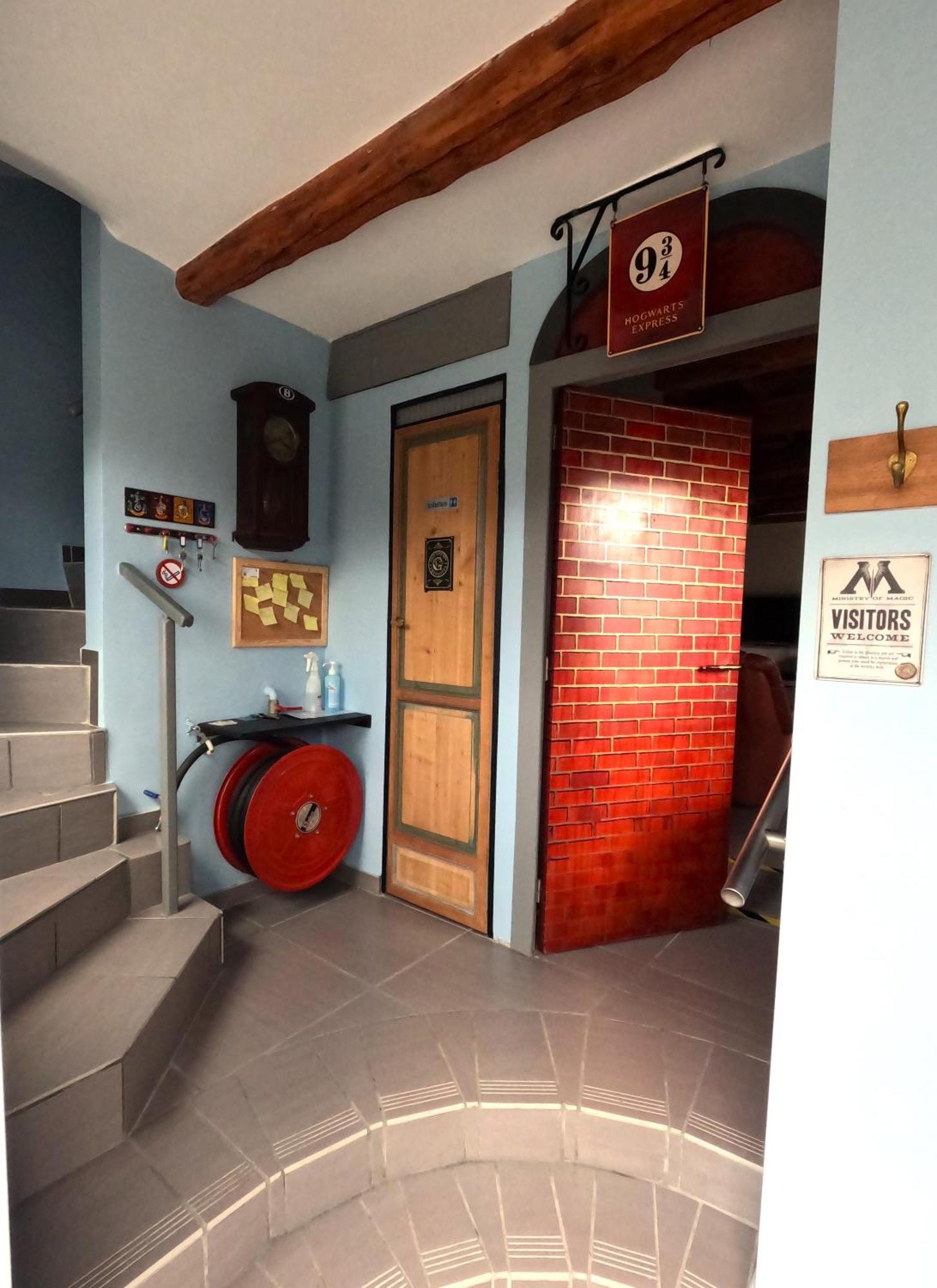 Aux Deux Amis Apartment Ставело Екстериор снимка