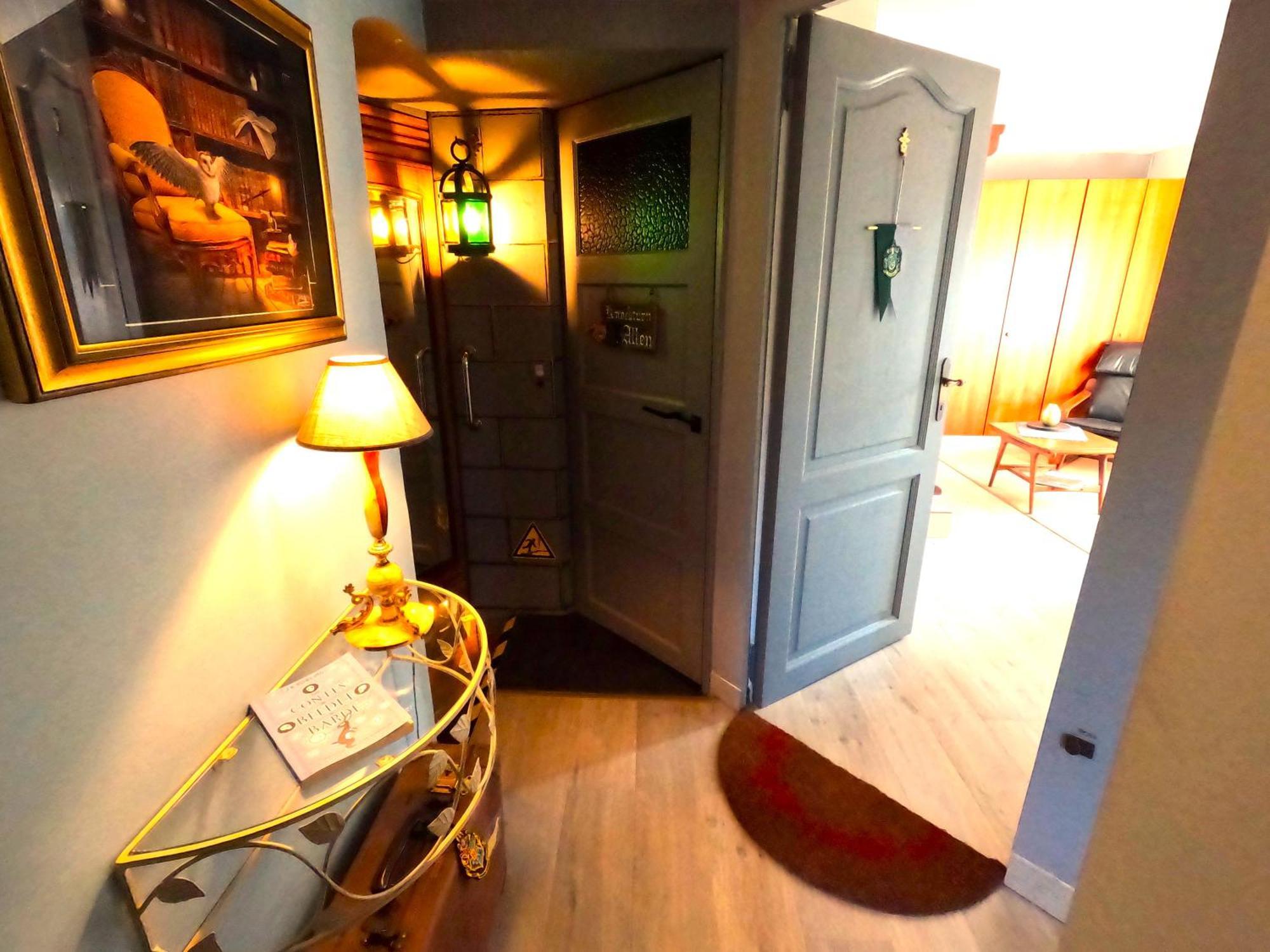 Aux Deux Amis Apartment Ставело Екстериор снимка