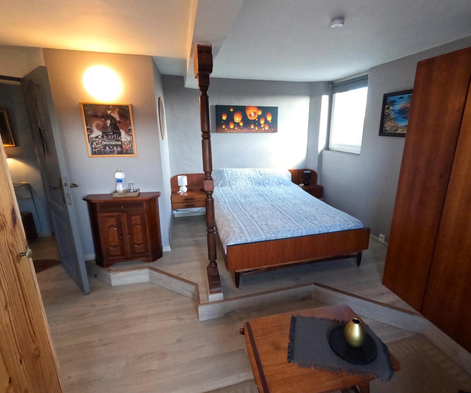 Aux Deux Amis Apartment Ставело Екстериор снимка