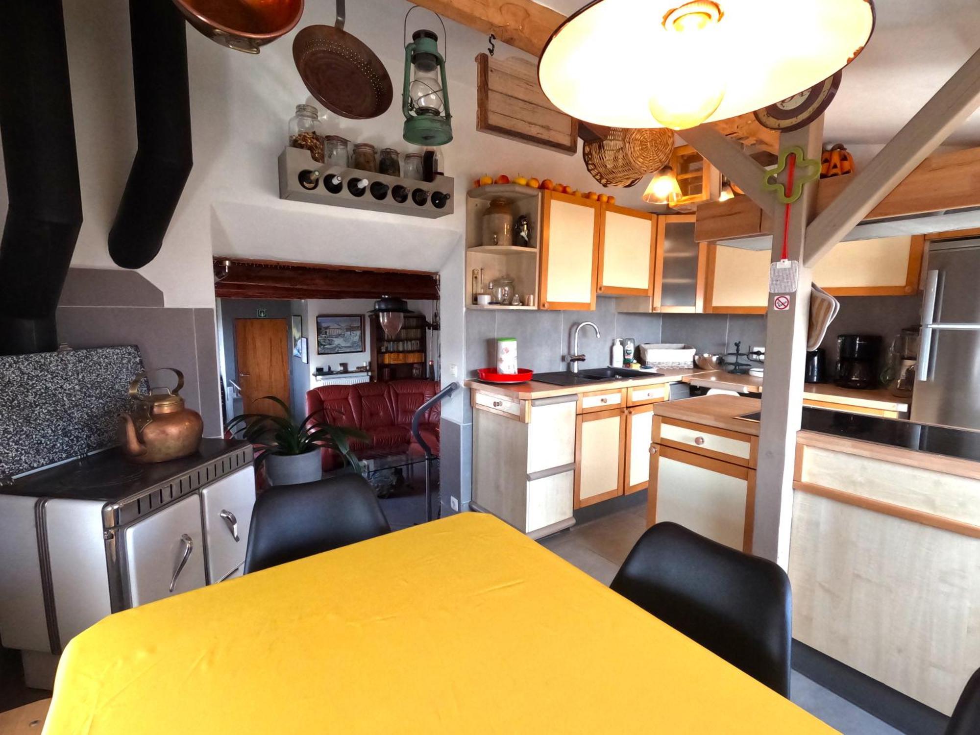 Aux Deux Amis Apartment Ставело Екстериор снимка